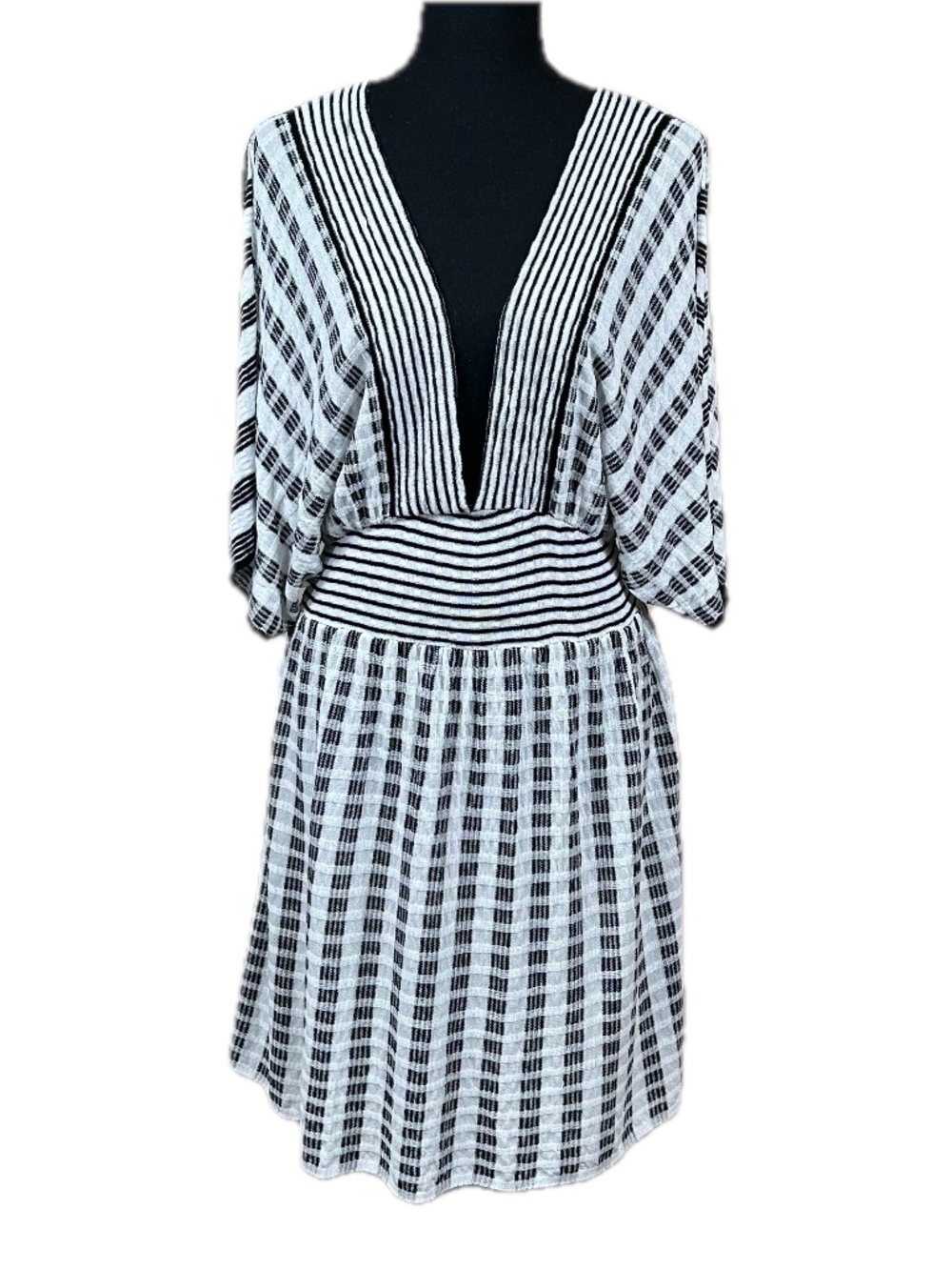 Trina Turk Black White Stripe Viscose Cover-up Dress Size L